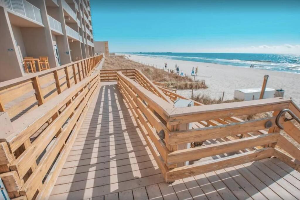 Happy Ours 2200 Sq Ft Corner Beachfront Sleeps 12 Panama City Beach Exteriér fotografie