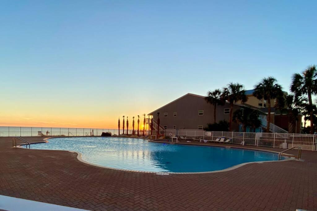 Happy Ours 2200 Sq Ft Corner Beachfront Sleeps 12 Panama City Beach Exteriér fotografie