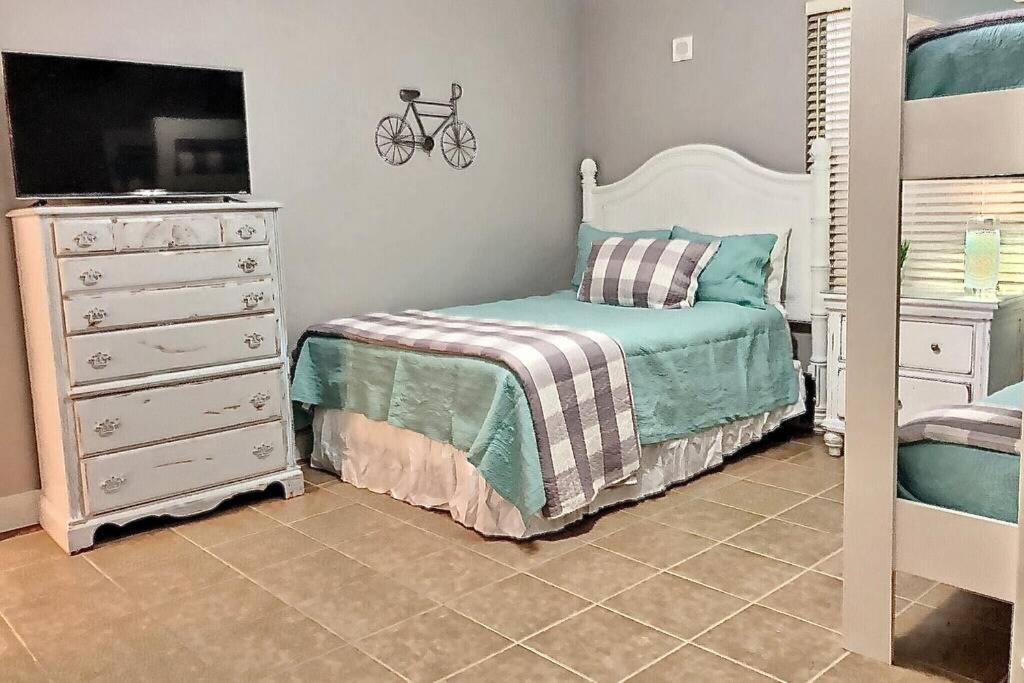 Happy Ours 2200 Sq Ft Corner Beachfront Sleeps 12 Panama City Beach Exteriér fotografie
